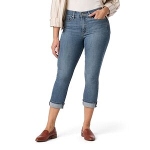 LEVI'S MID RISE CAPRI NWT